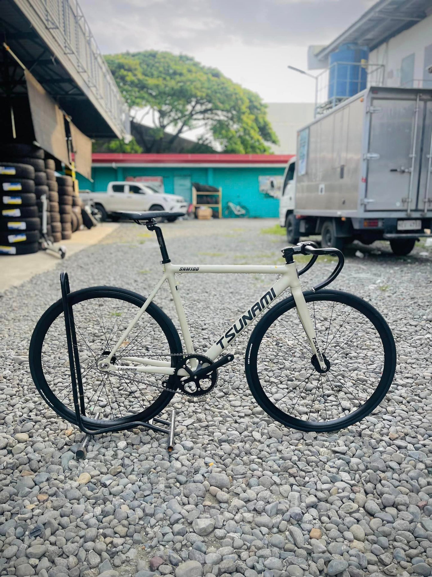 Tsunami Fixie Bike SNM100 Wholebike FREE PEDAL STRAP