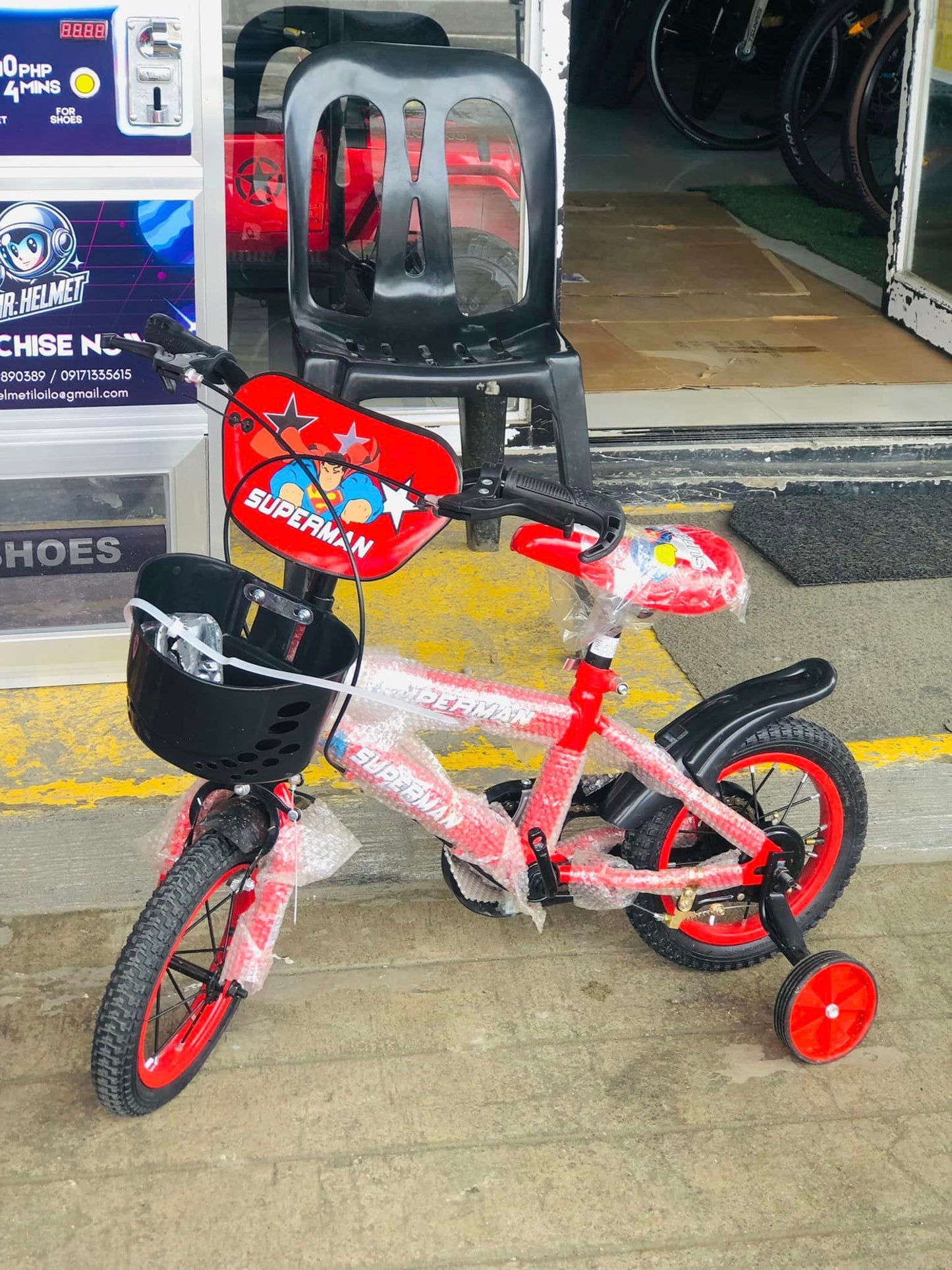 Superman kid bike