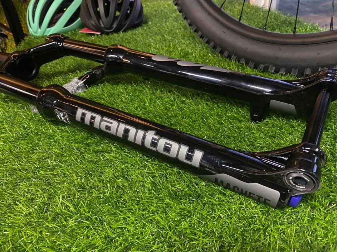 Manitou Machete Fork