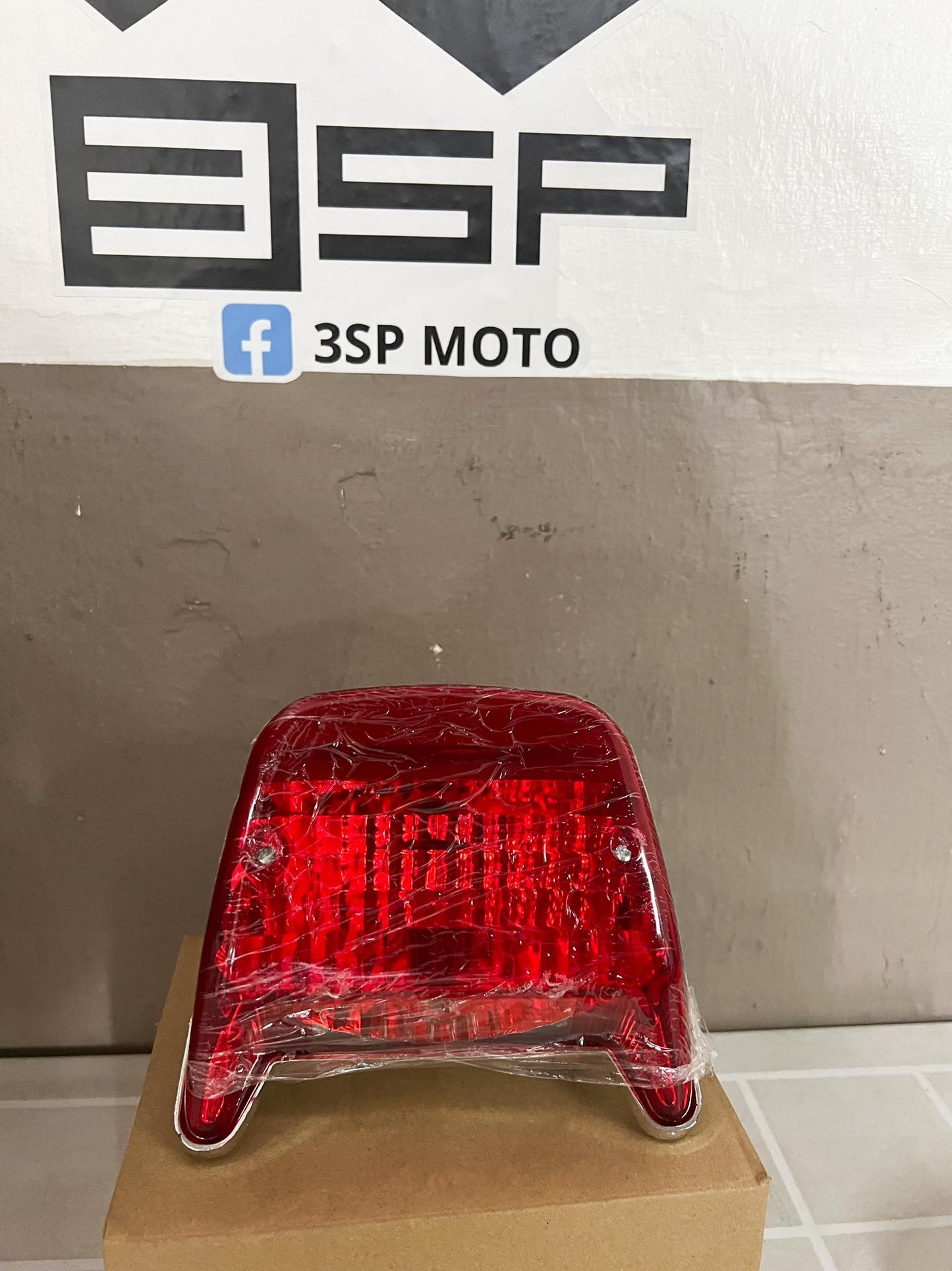 Tail Light CT100