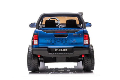 Toyota Hilux Rugged, 4x4 4WD Remote Toy Car- DKHL850 with free bike