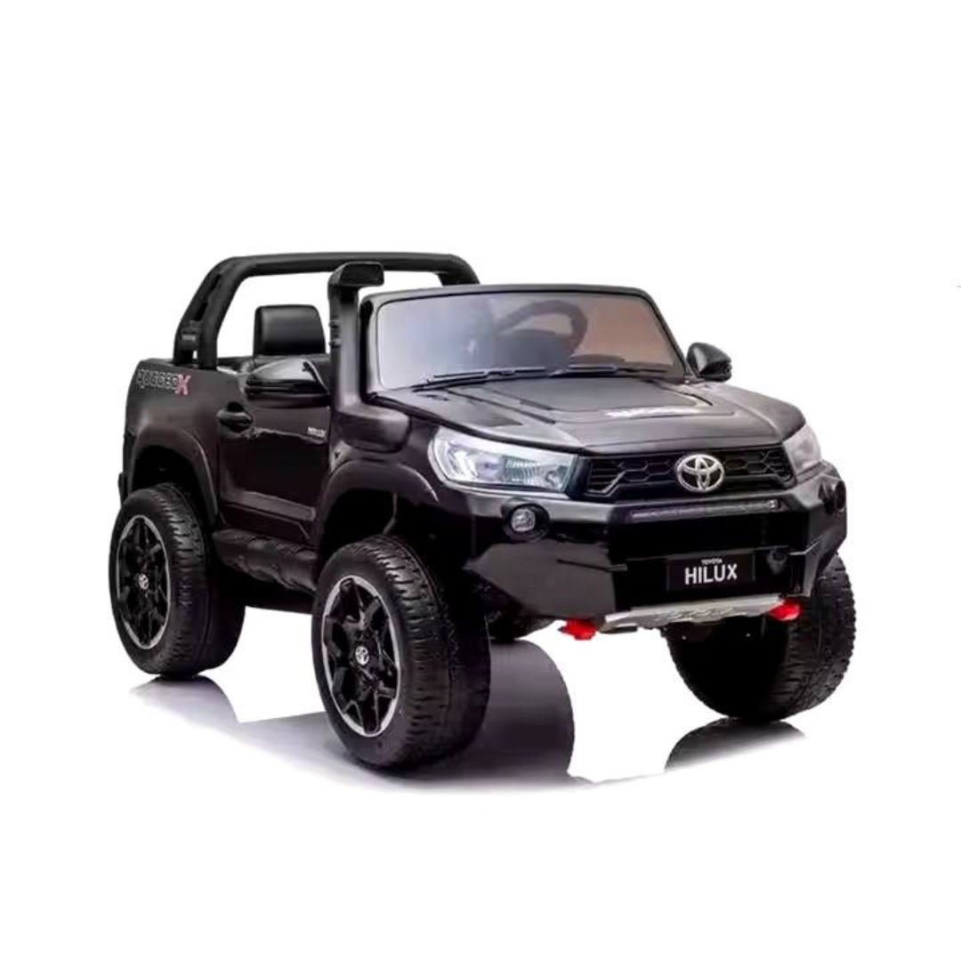 Toyota Hilux Rugged, 4x4 4WD Remote Toy Car- DKHL850 with free bike