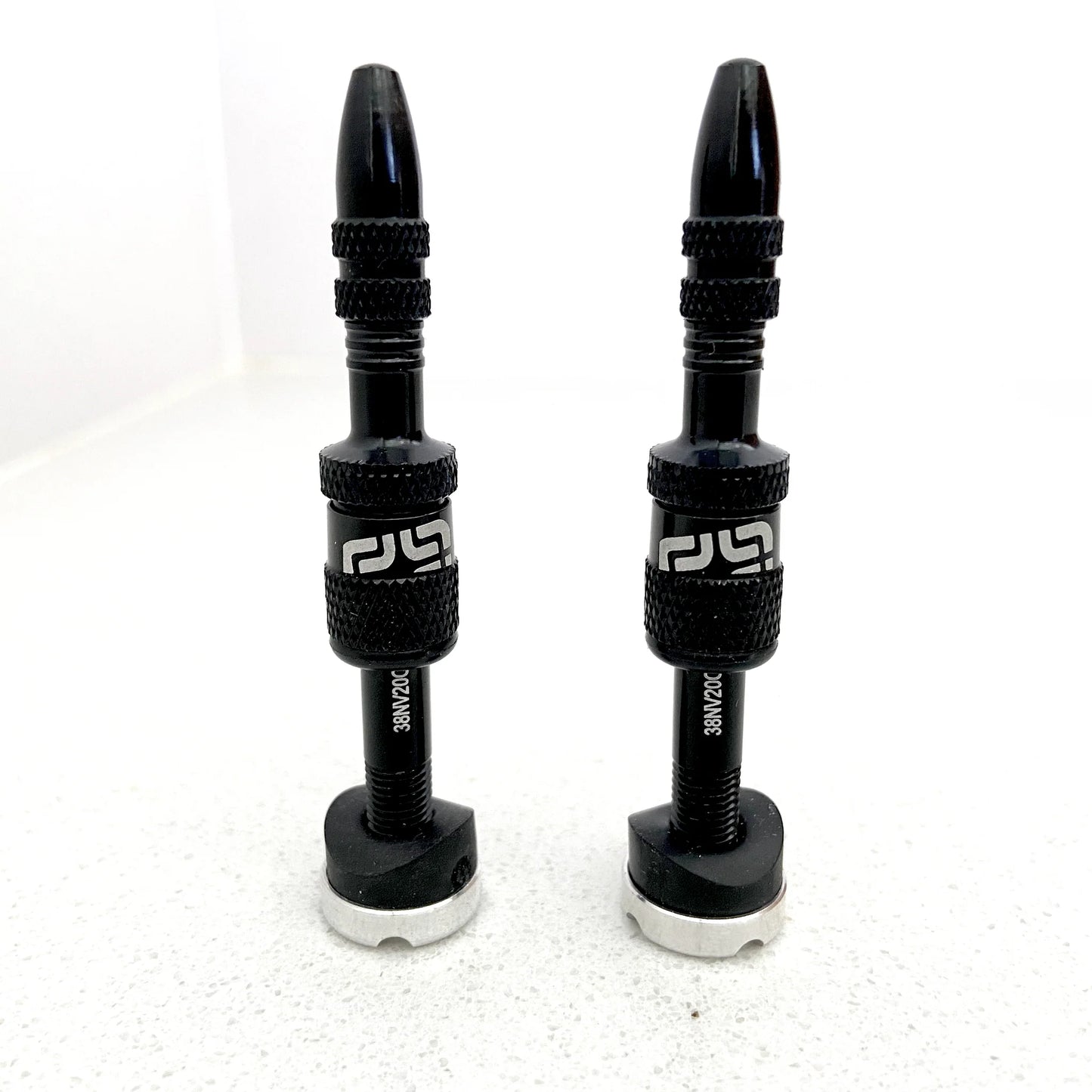 E-Thirteen Tubeless Valve Quick Fill 16-24mm Rim Depth 2s