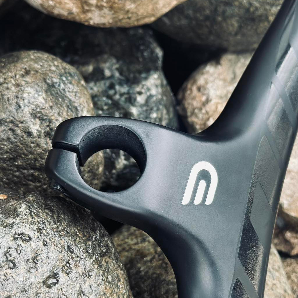 Dodici Integrated Carbon Handle Bar